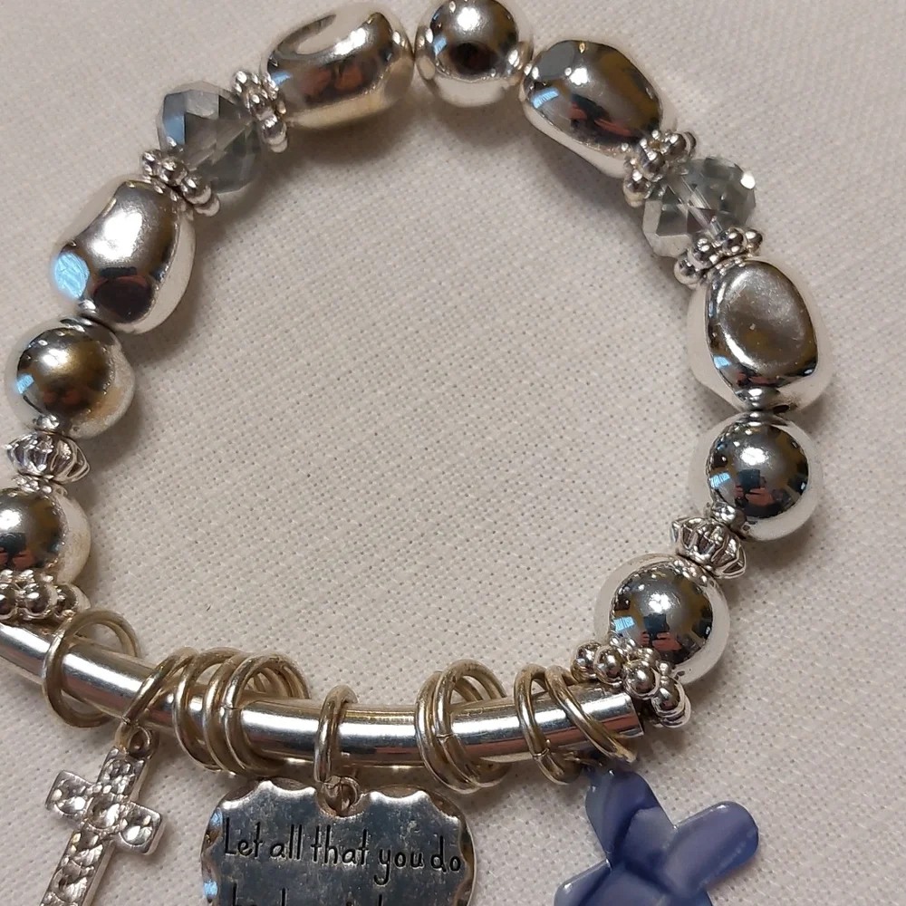 Silvertone Vintage Artisan Bracelet with Inspirational Charms Heart Cross NWOT